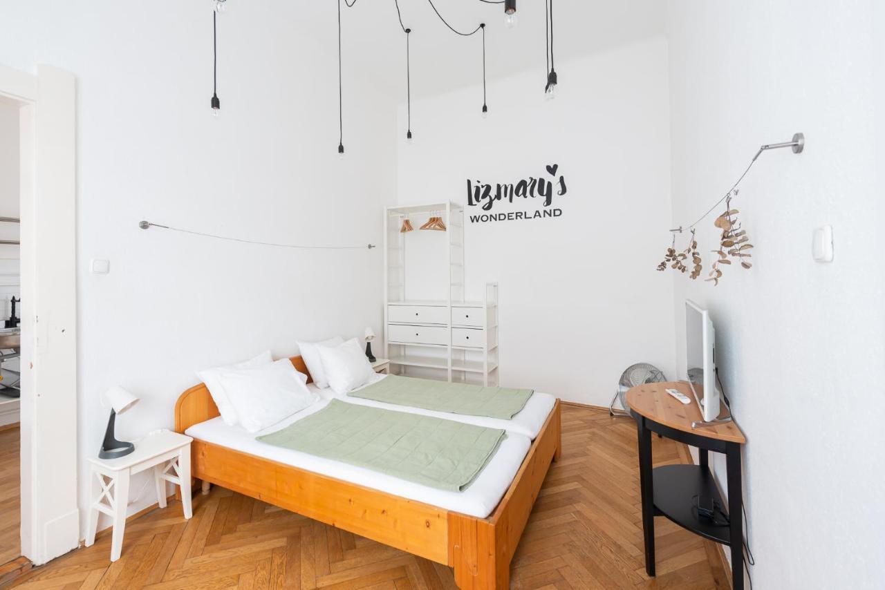 Lizmary's Wonderland Appartement *